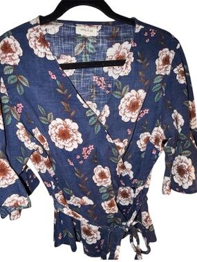sandy & sid Floral Blue Top